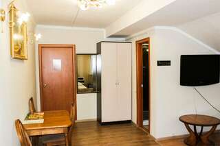 Гостиница Бриз Рязань КОМФОРТ с двумя двуспальными кроватями DBL / DBL-6